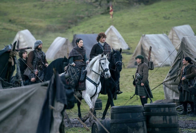 Кадры из сериала Чужестранка 2 сезон