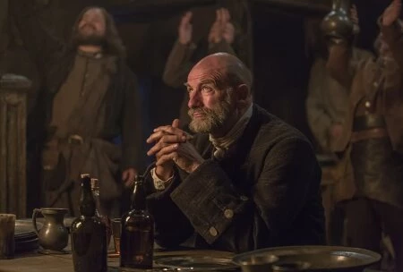 Картинка из сериала Чужестранка